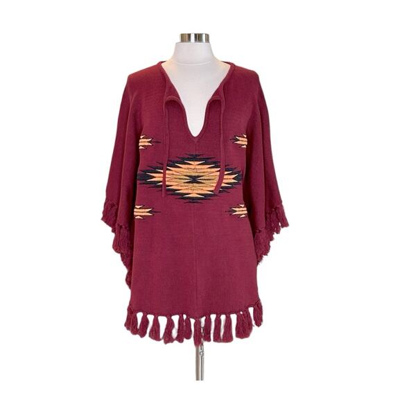 Tasi Malibu Maroon Aztec Embroidered Fringe Poncho NWT Boho Western - Picture 1 of 12